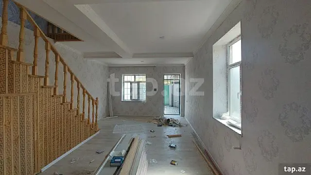 Satılır 4 otaqlı həyət evi
