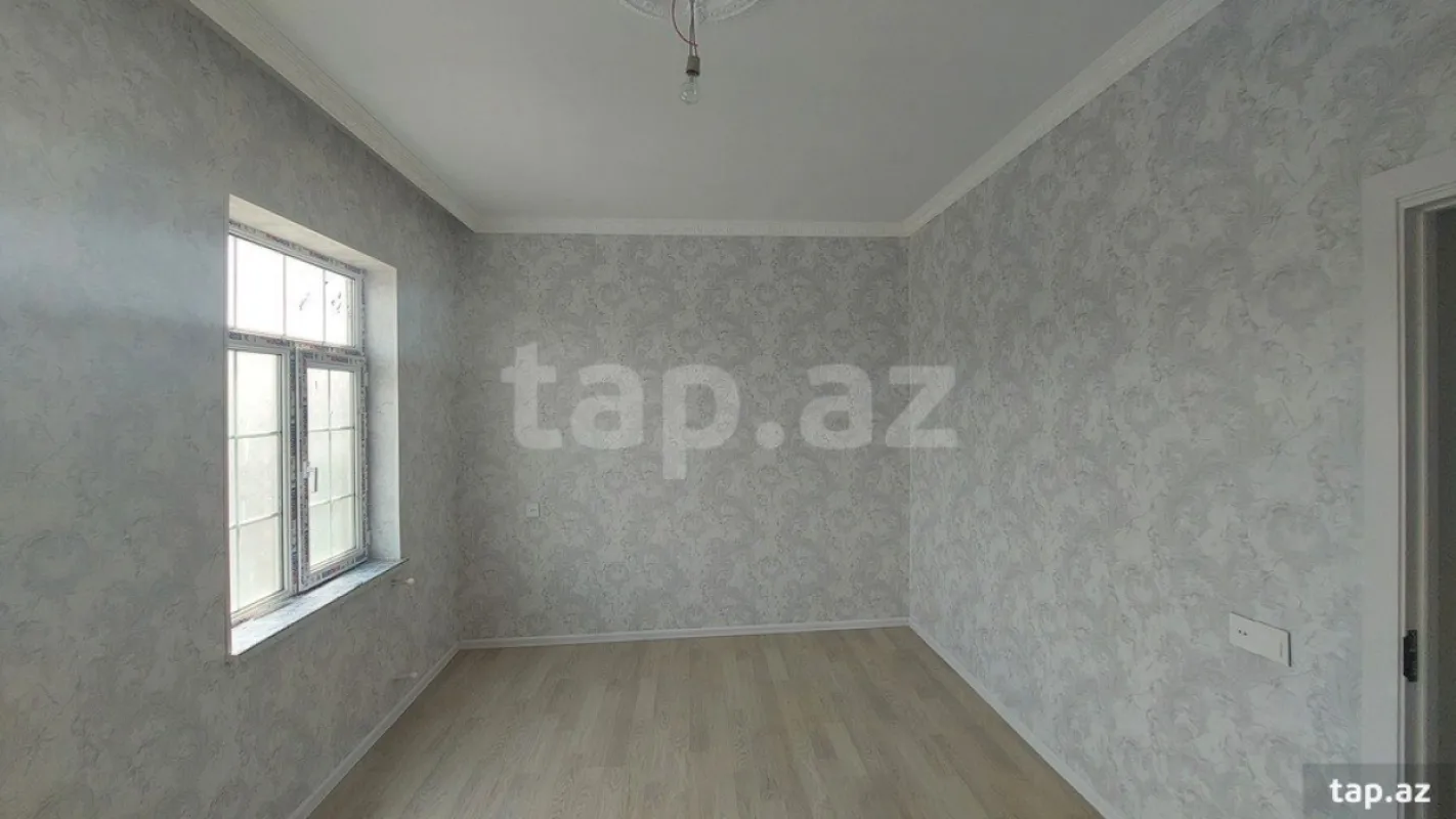Satılır 4 otaqlı həyət evi