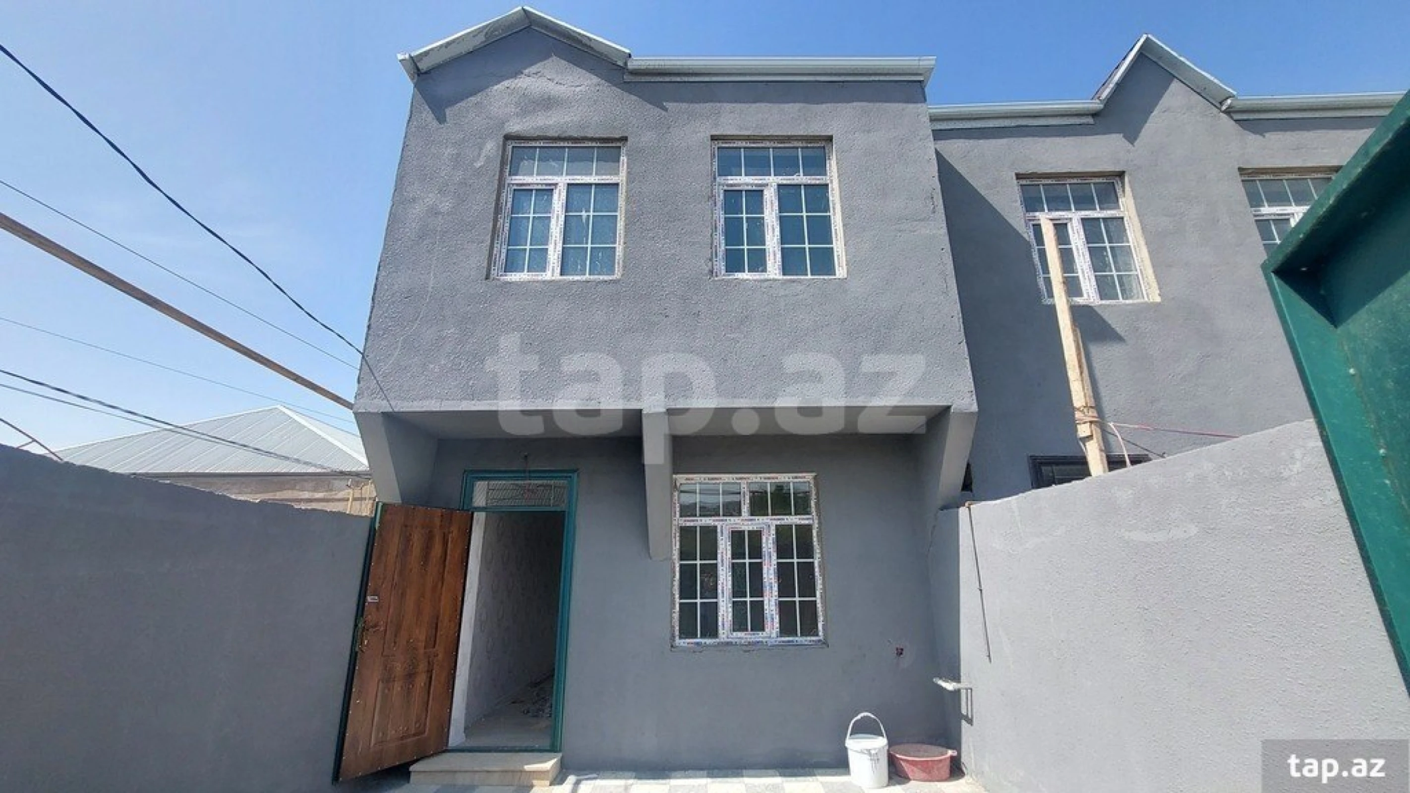 Satılır 4 otaqlı həyət evi