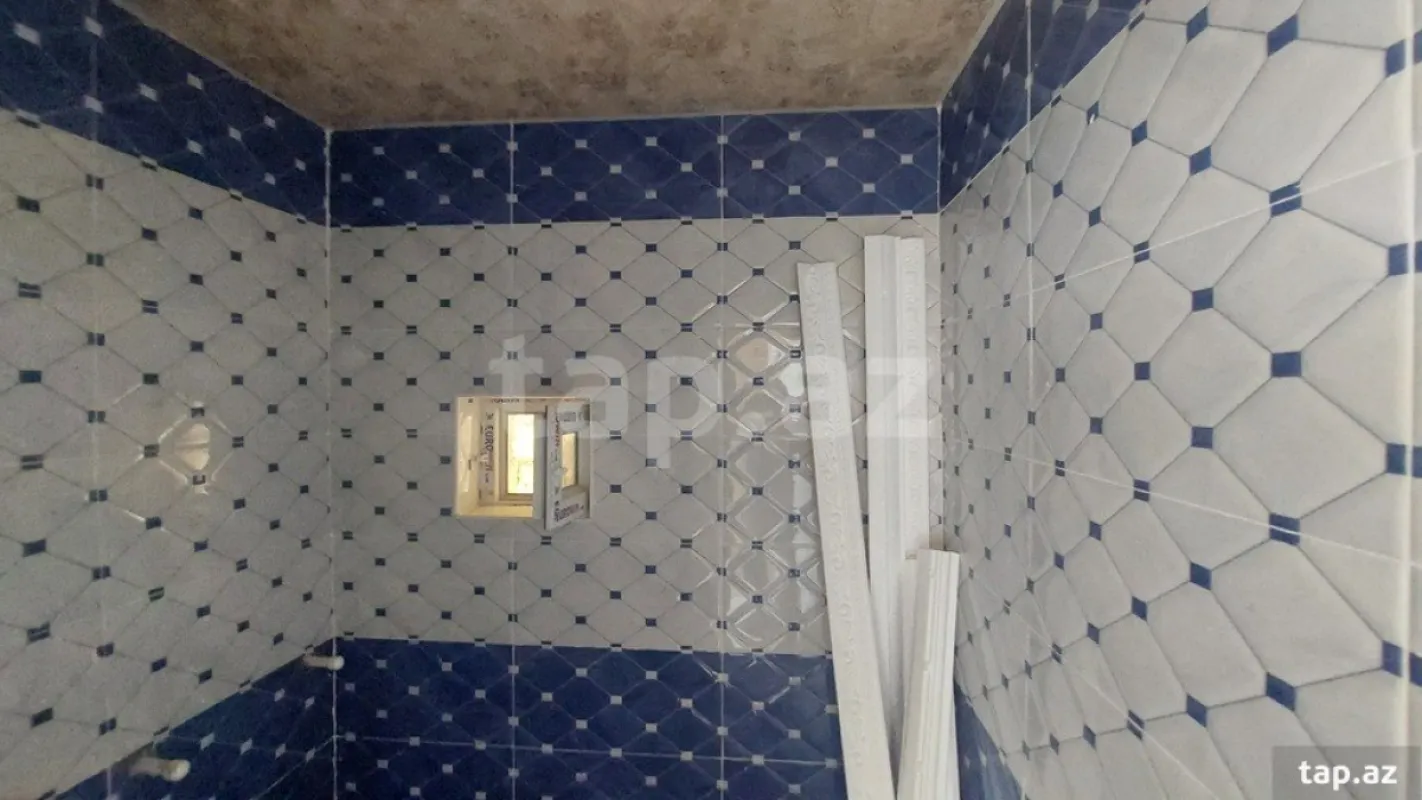 Satılır 4 otaqlı həyət evi