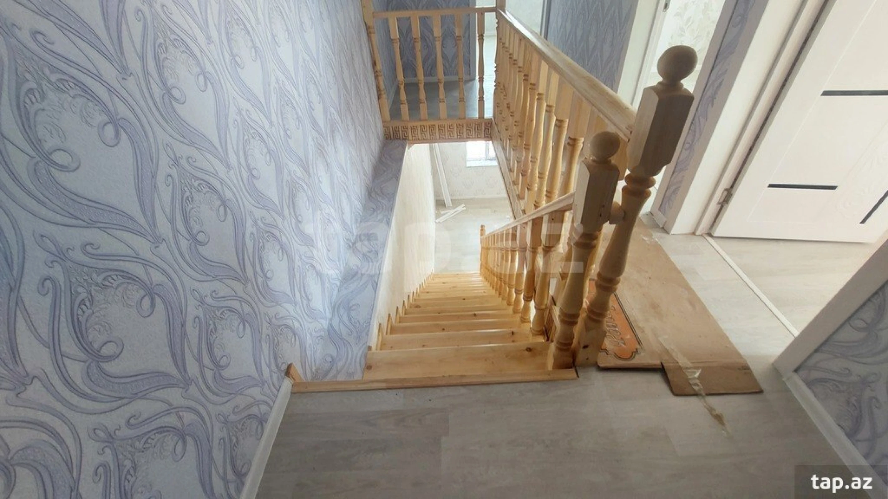 Satılır 4 otaqlı həyət evi
