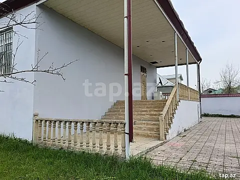 Satılır 2 otaqlı həyət evi
