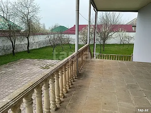 Satılır 2 otaqlı həyət evi