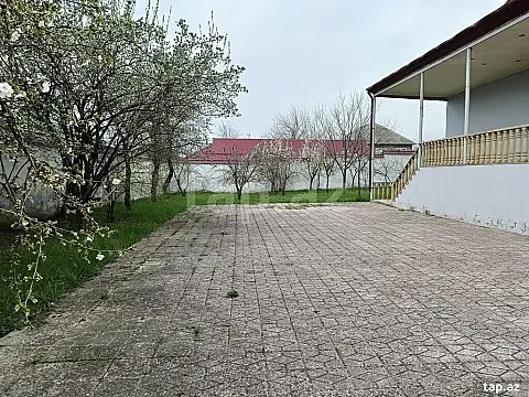 Satılır 2 otaqlı həyət evi
