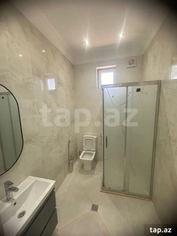 Satılır 4 otaqlı həyət evi