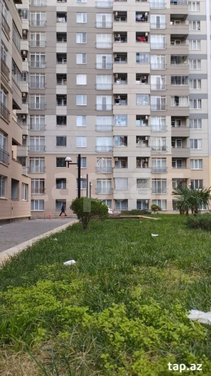 Kirayə verilir 2 otaqlı yeni tikili 85 m²