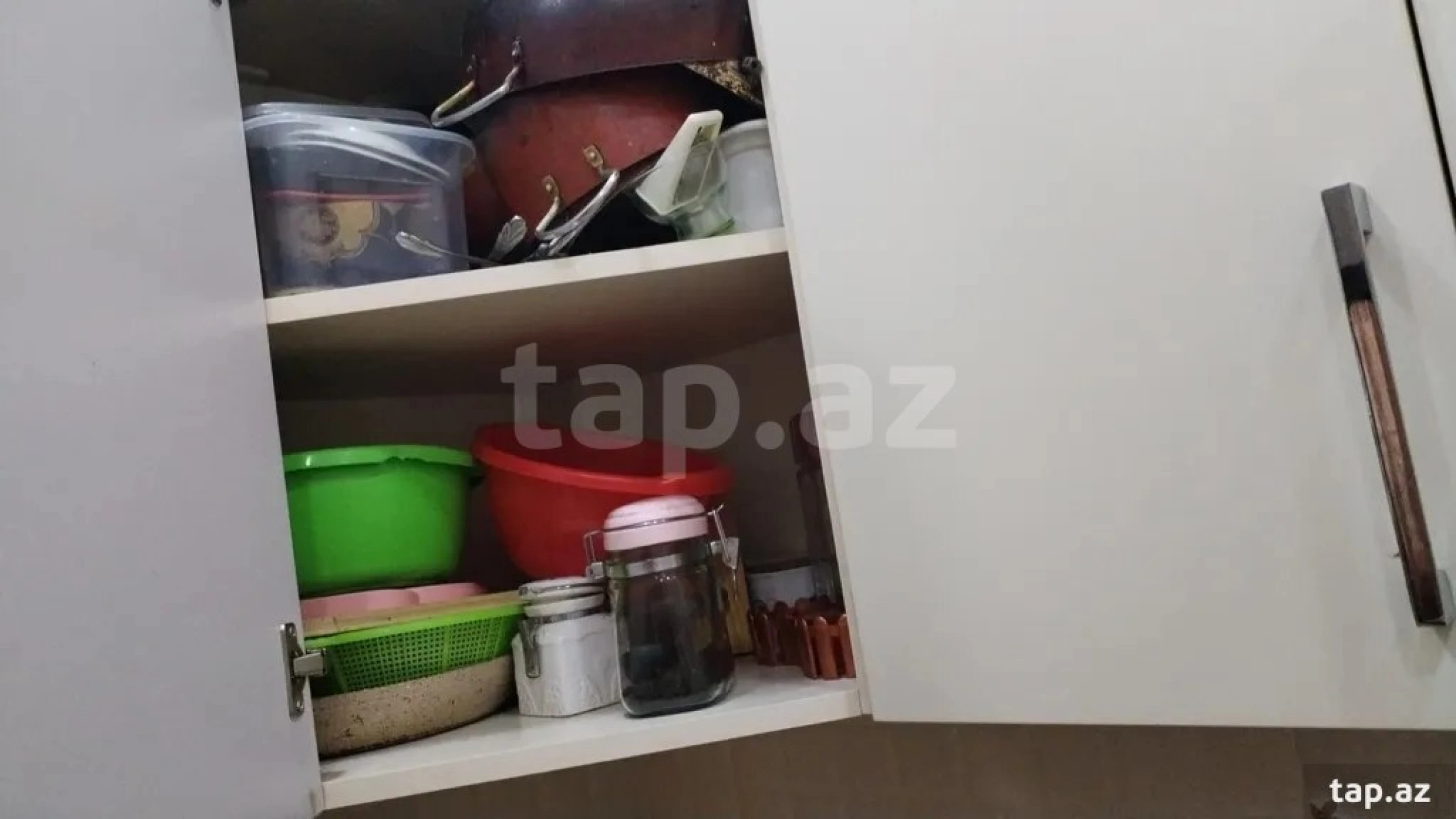 Kirayə verilir 2 otaqlı yeni tikili 85 m²