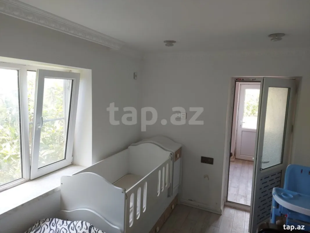 Kirayə verilir 3 otaqlı həyət evi