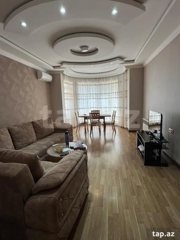 Satılır 3 otaqlı yeni tikili 100 m²