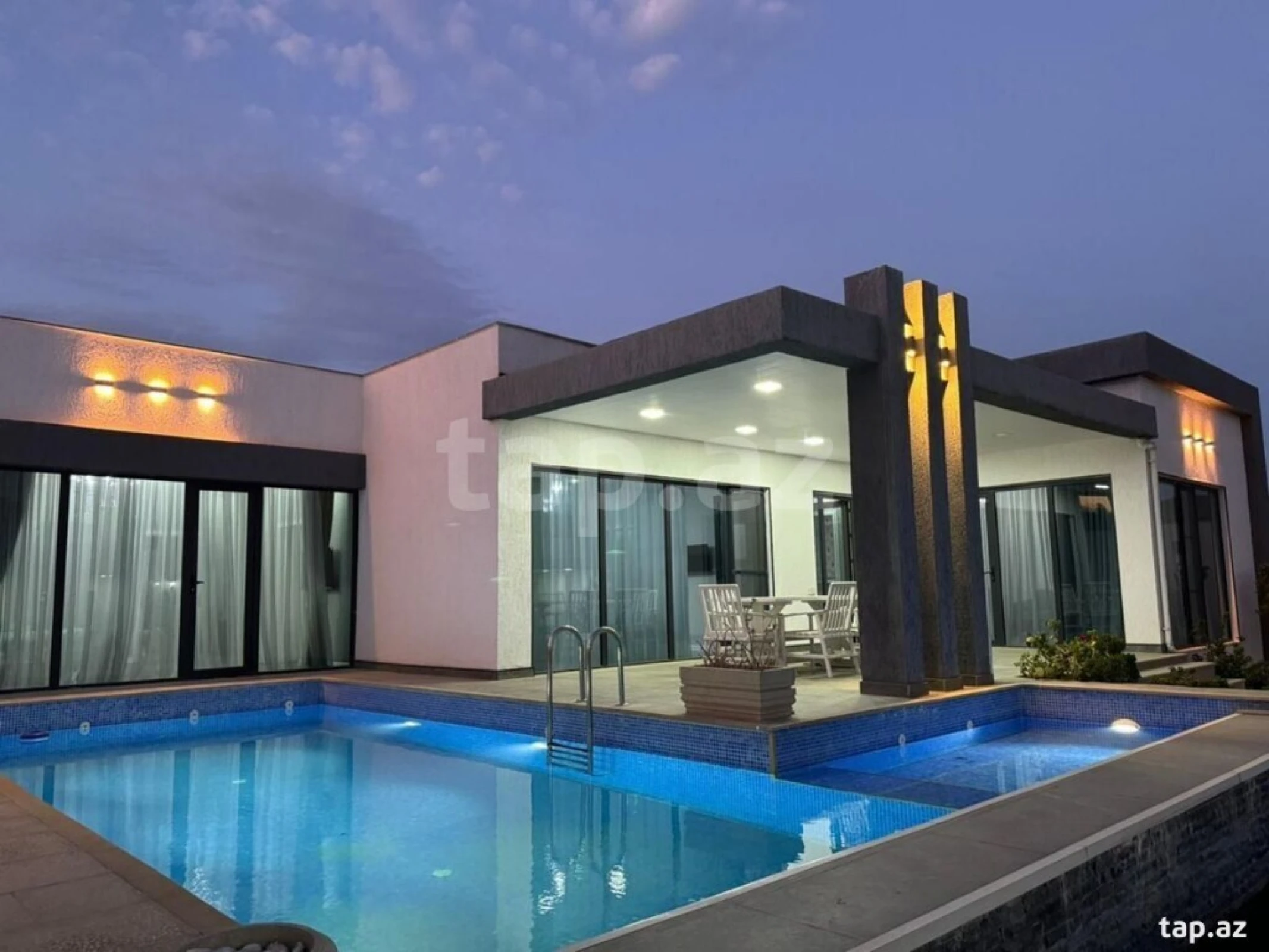 Kirayə verilir 4 otaqlı həyət evi 150 m²