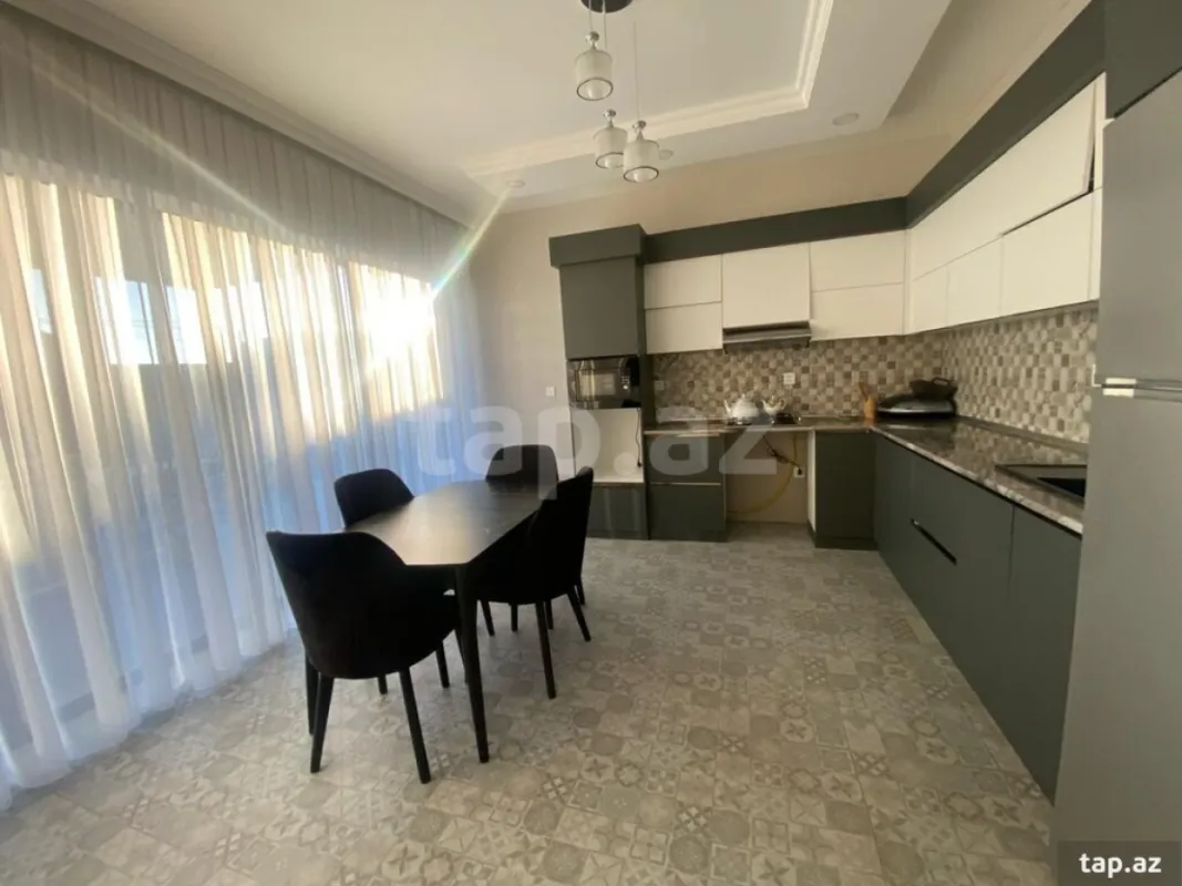 Kirayə verilir 4 otaqlı həyət evi 150 m²