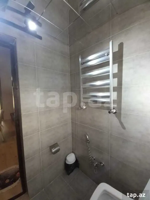 Satılır 2 otaqlı həyət evi 90 m²