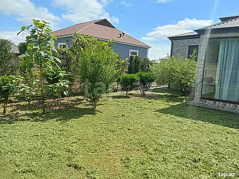 Satılır 2 otaqlı həyət evi 90 m²