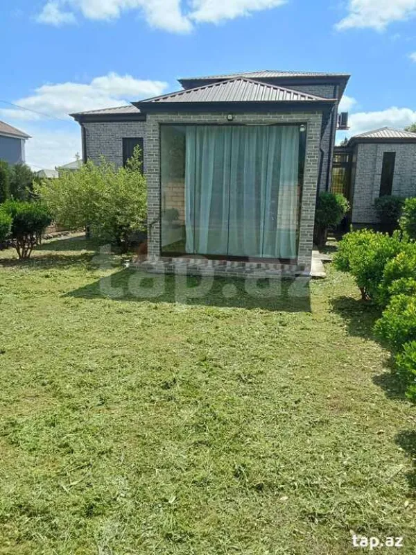 Satılır 2 otaqlı həyət evi 90 m²