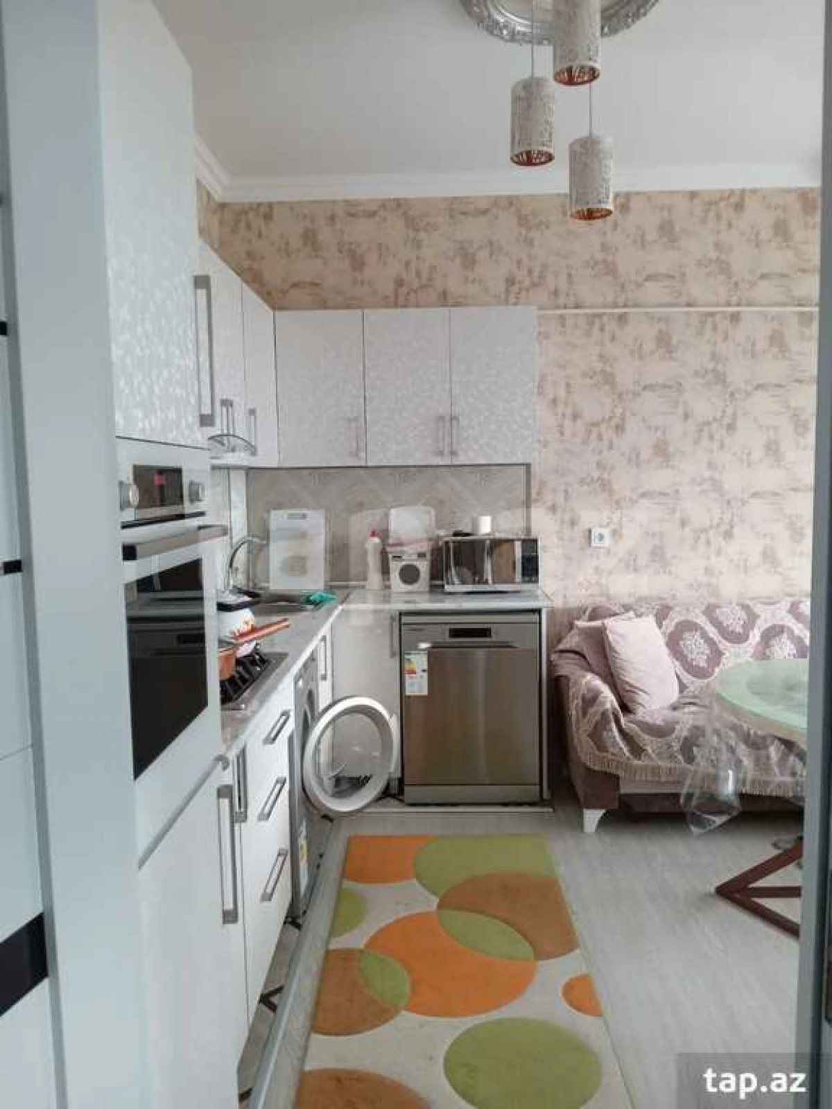 Kirayə verilir 3 otaqlı yeni tikili 80 m²