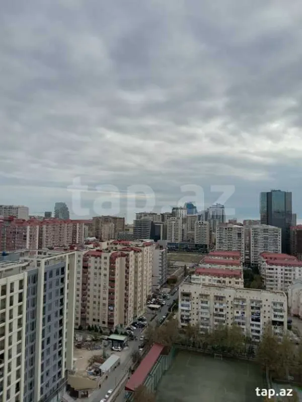 Kirayə verilir 3 otaqlı yeni tikili 80 m²