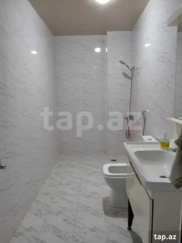 Kirayə verilir 3 otaqlı yeni tikili 80 m²