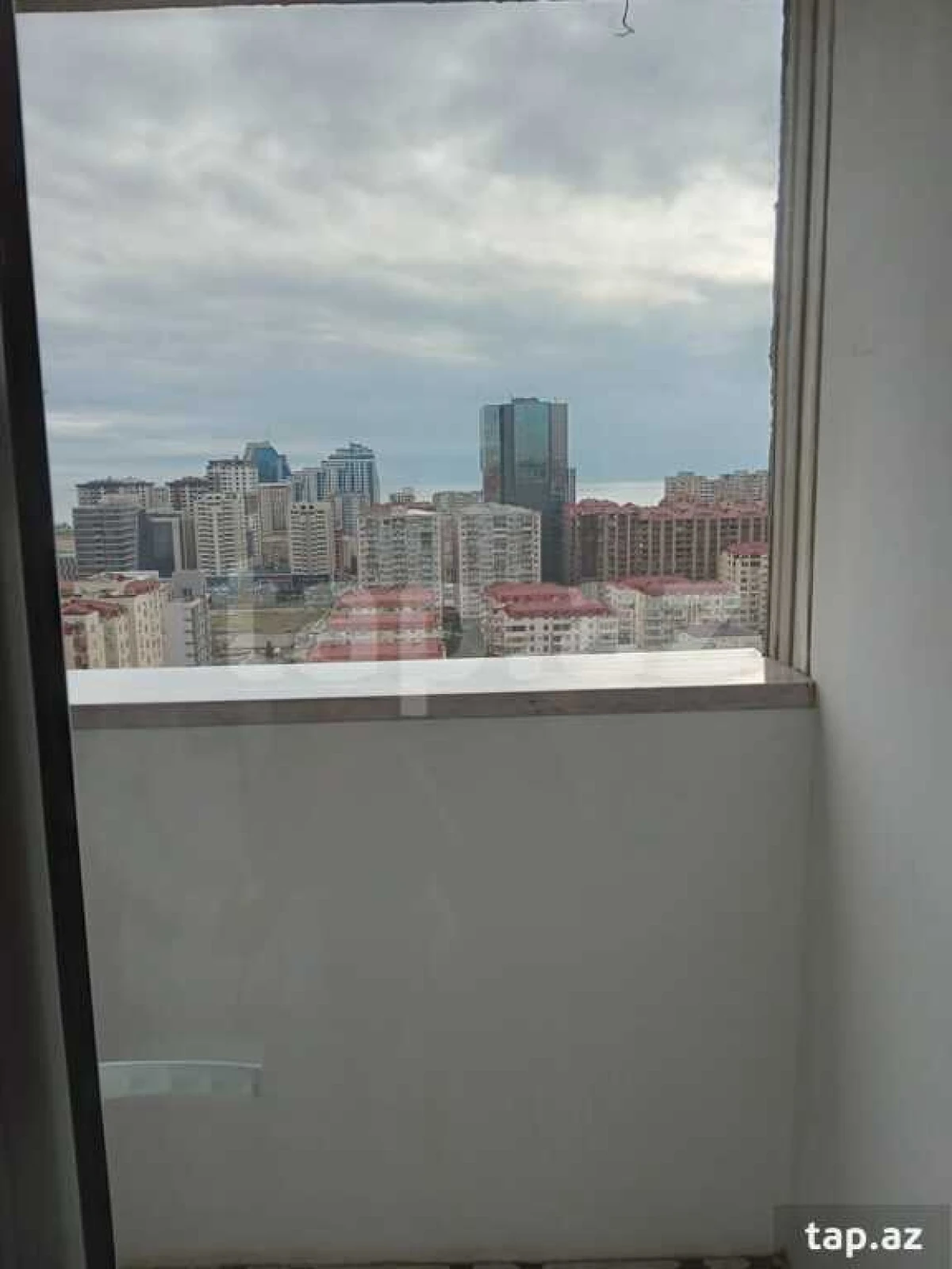 Kirayə verilir 3 otaqlı yeni tikili 80 m²