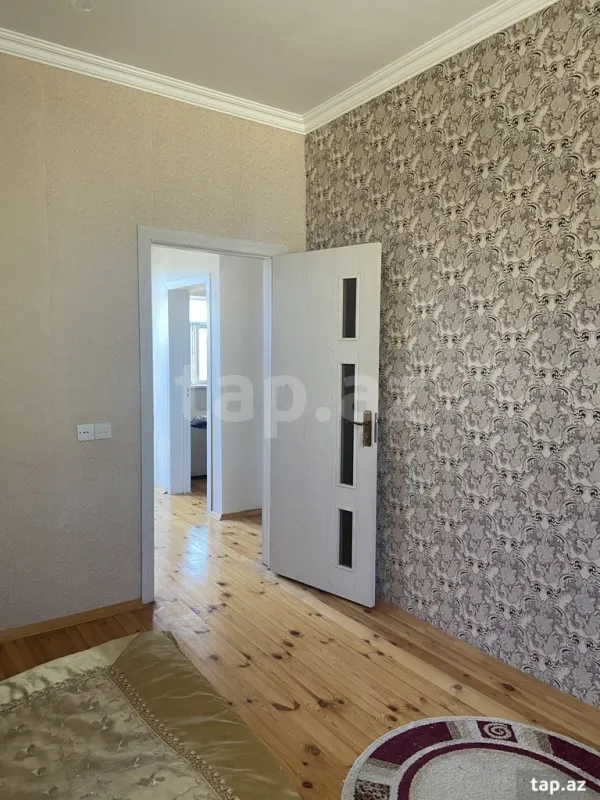 Satılır 5 otaqlı həyət evi