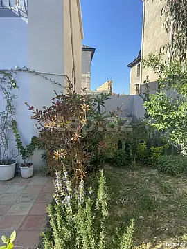 Satılır 5 otaqlı həyət evi
