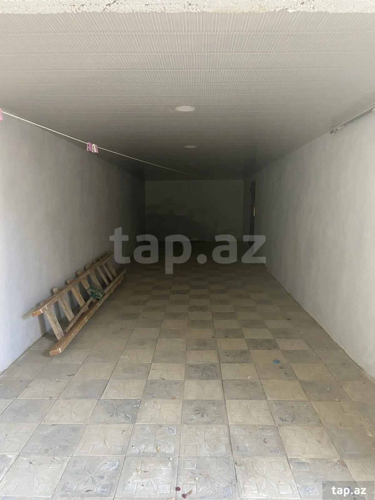 Satılır 5 otaqlı həyət evi