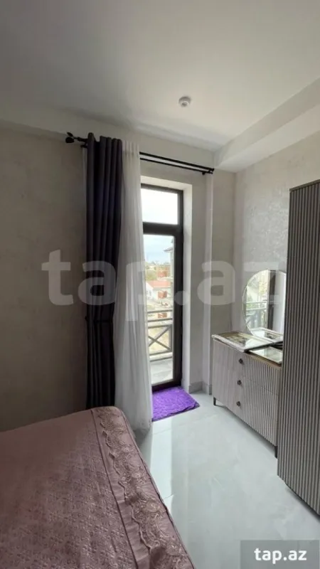 Kirayə verilir 4 otaqlı həyət evi 106 m²