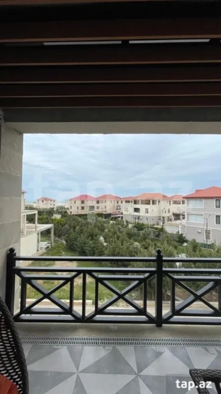 Kirayə verilir 4 otaqlı həyət evi 106 m²