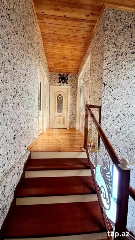 Kirayə verilir 4 otaqlı həyət evi