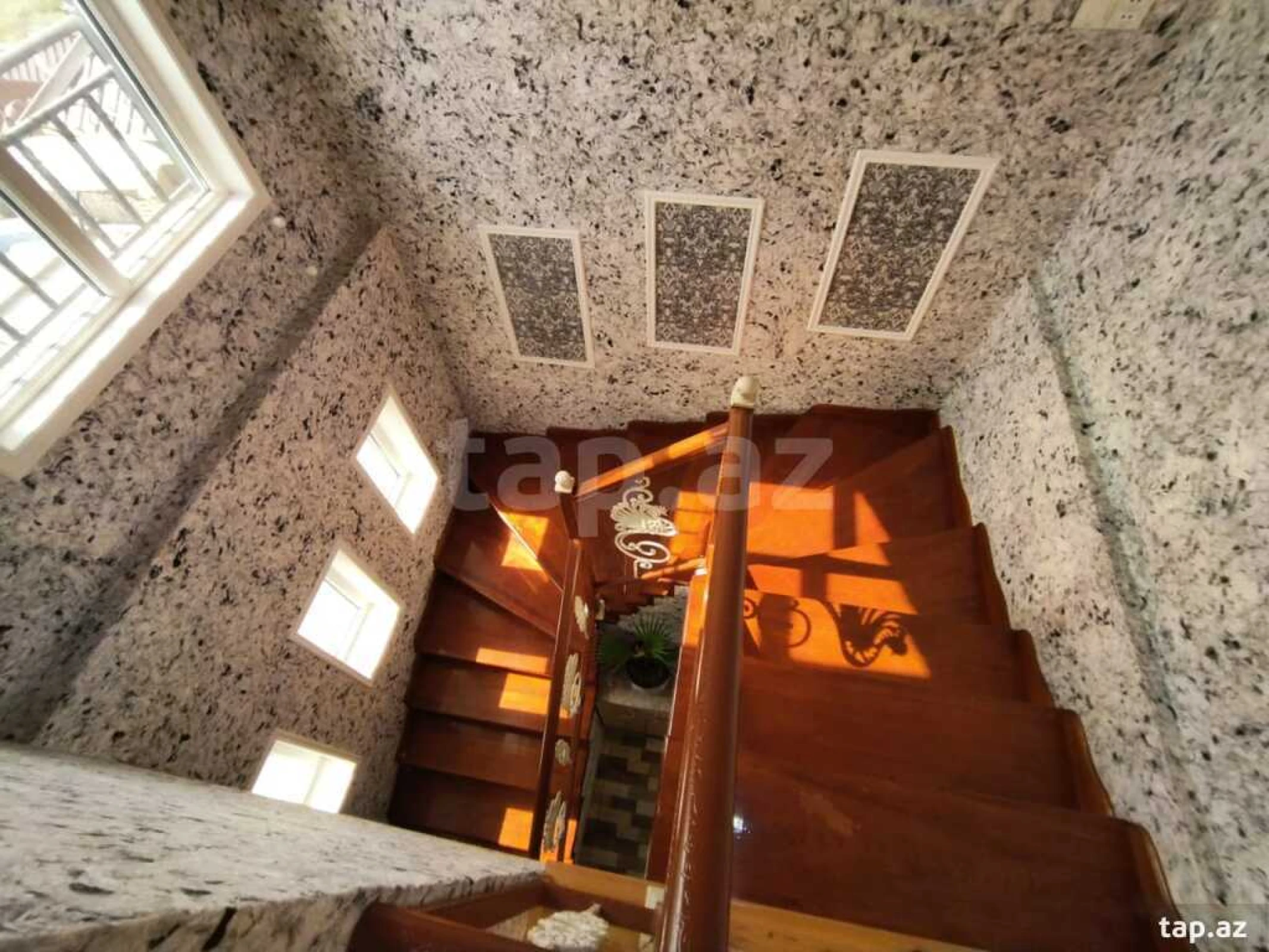 Kirayə verilir 4 otaqlı həyət evi