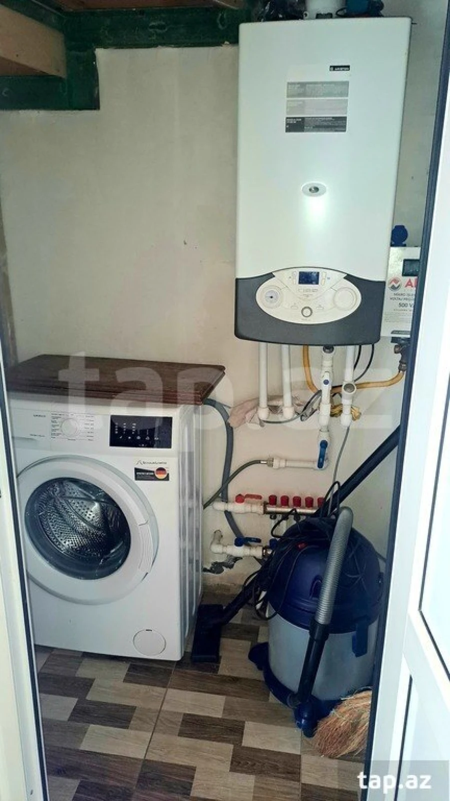 Kirayə verilir 4 otaqlı həyət evi