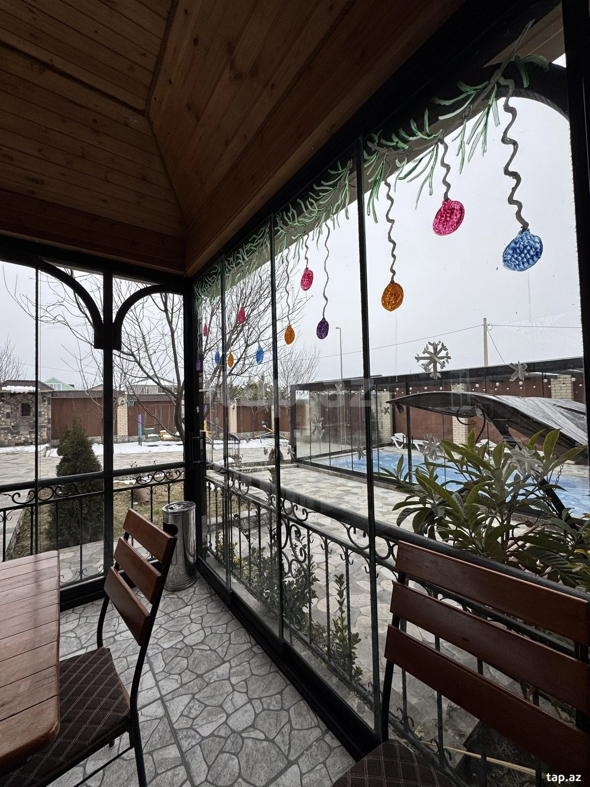 Kirayə verilir 4 otaqlı həyət evi