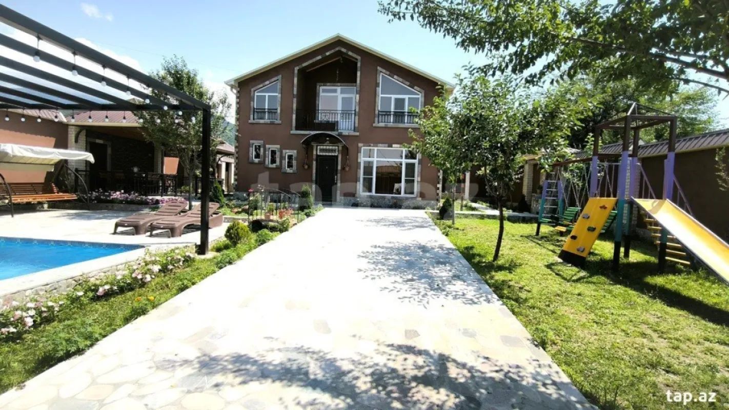 Kirayə verilir 4 otaqlı həyət evi