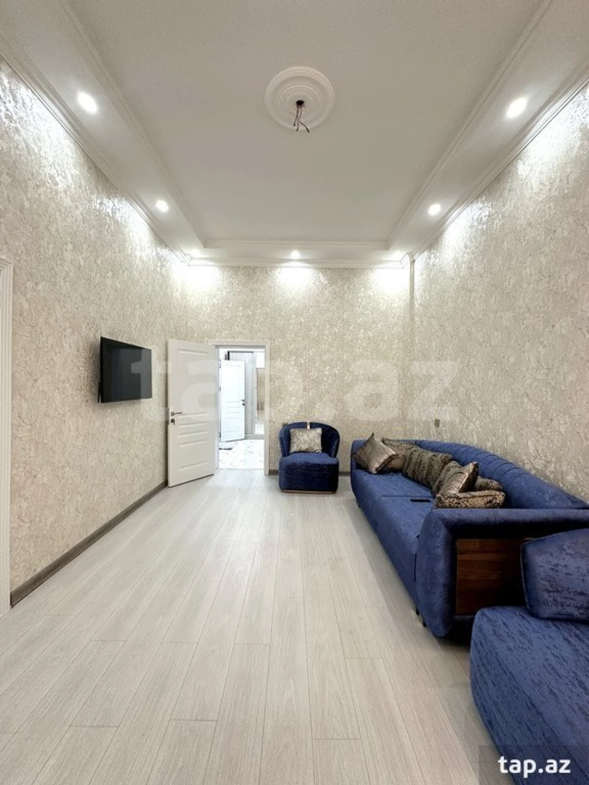 Satılır 3 otaqlı yeni tikili 74 m²