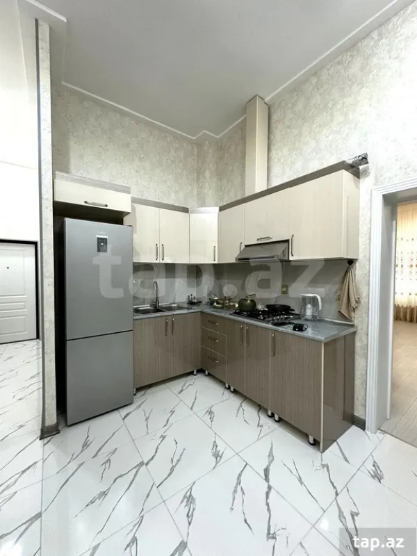 Satılır 3 otaqlı yeni tikili 74 m²