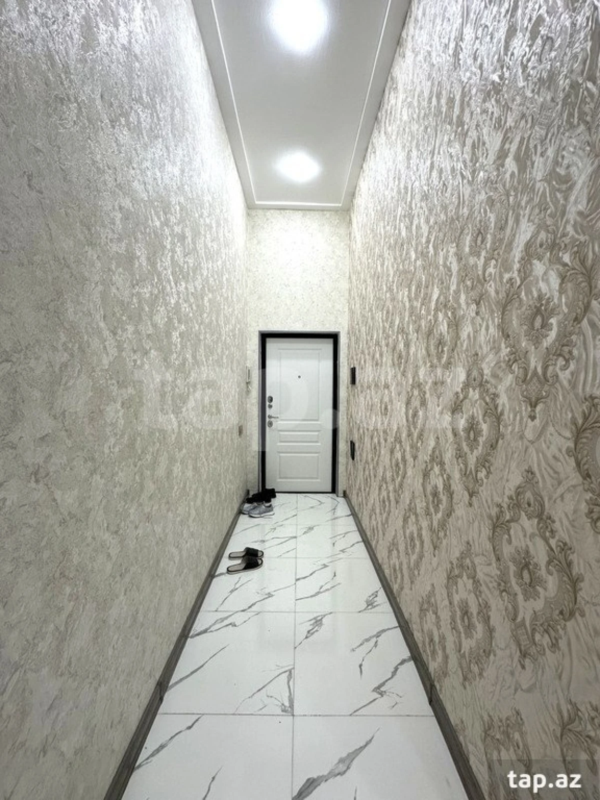 Satılır 3 otaqlı yeni tikili 74 m²