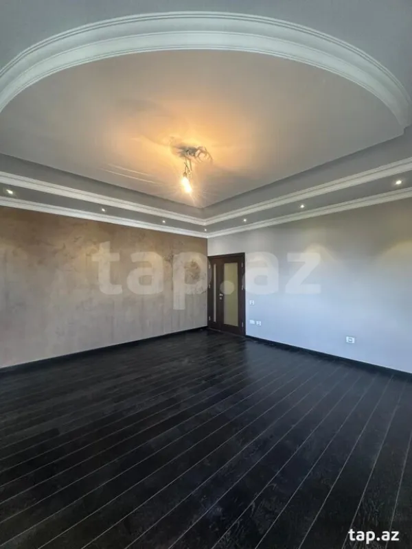Satılır 6 otaqlı yeni tikili 265 m²