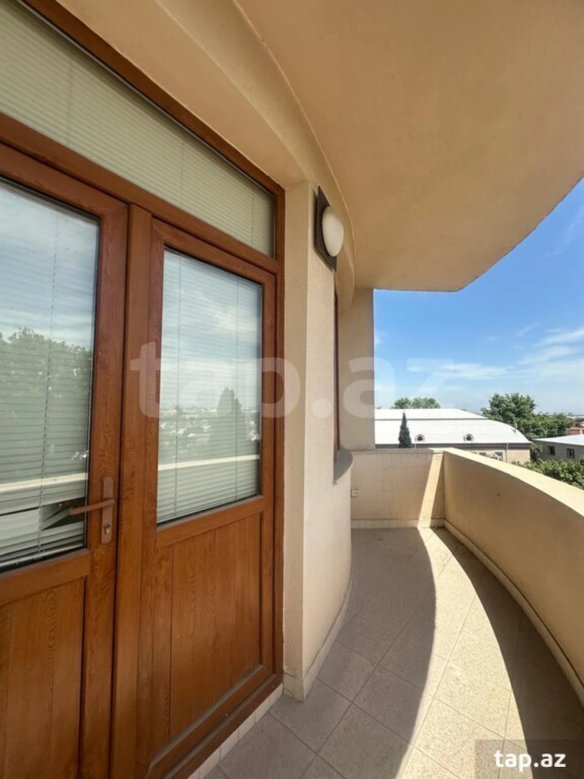 Satılır 6 otaqlı yeni tikili 265 m²