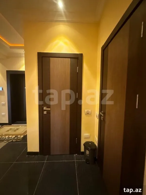 Satılır 6 otaqlı yeni tikili 265 m²