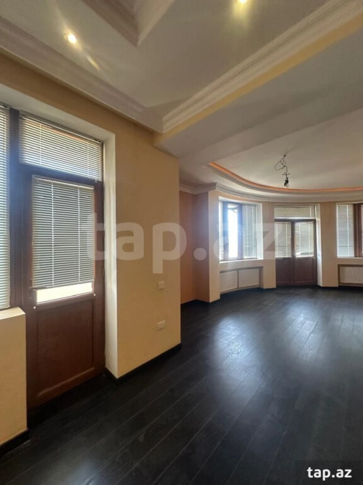 Satılır 6 otaqlı yeni tikili 265 m²