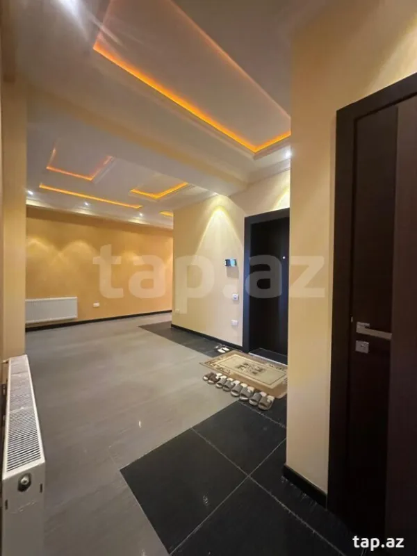 Satılır 6 otaqlı yeni tikili 265 m²