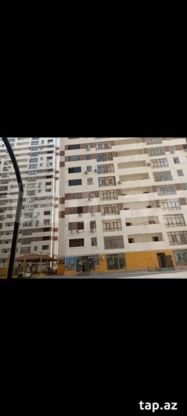 Satılır 3 otaqlı yeni tikili 115 m²