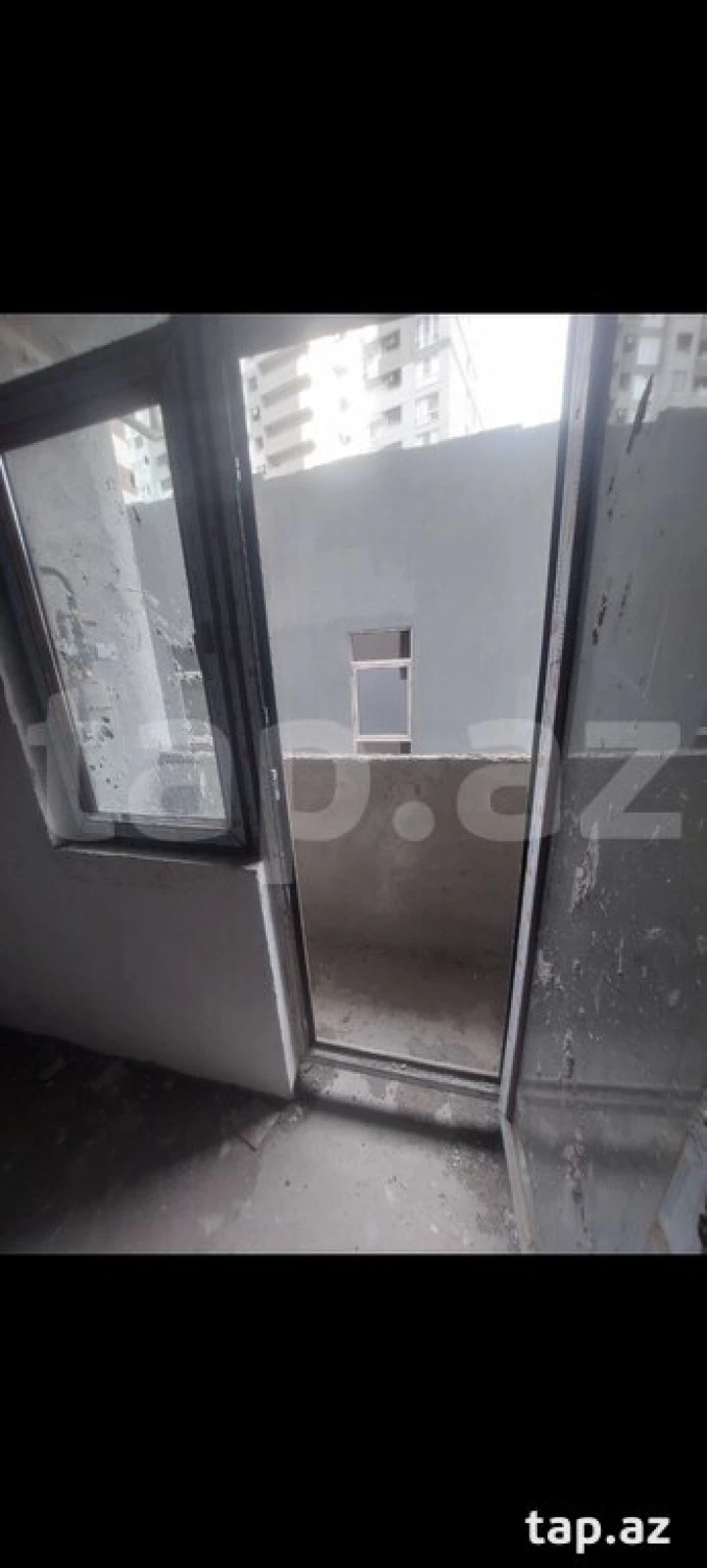 Satılır 3 otaqlı yeni tikili 115 m²