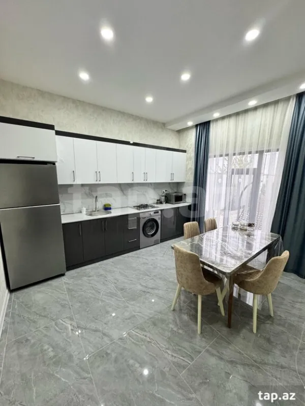 Kirayə verilir 4 otaqlı həyət evi 150 m²