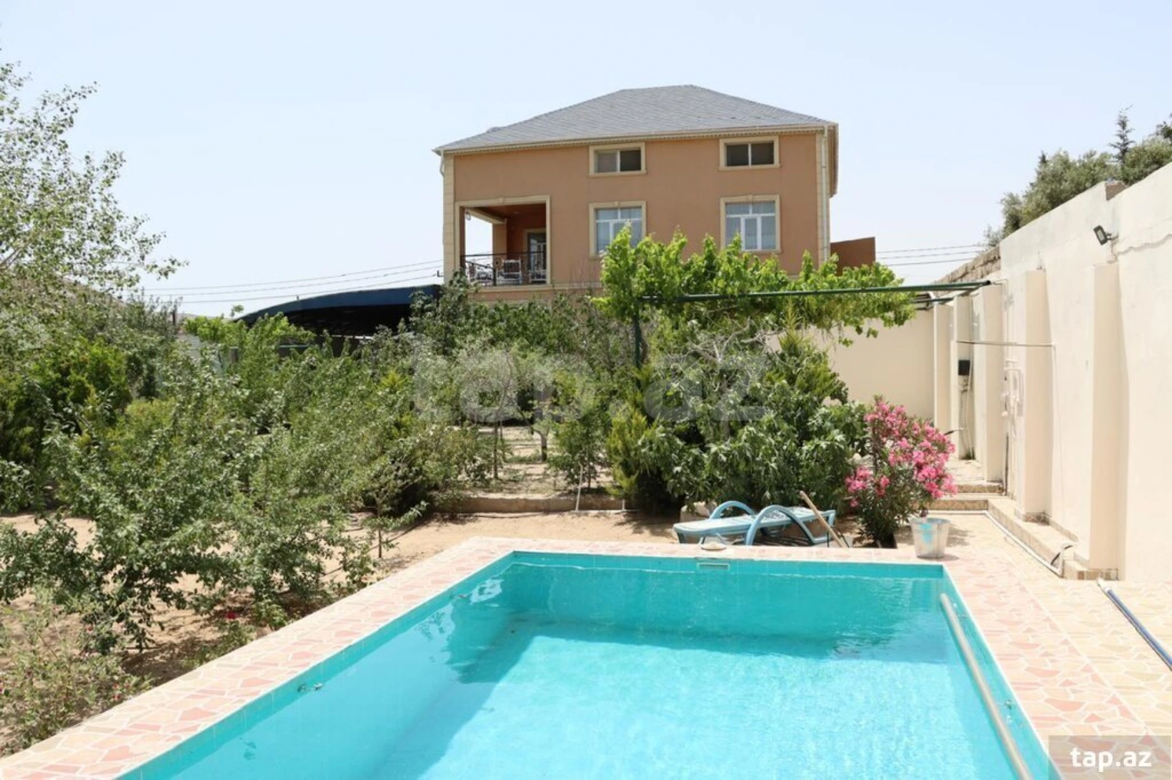 Kirayə verilir 3 otaqlı həyət evi 100 m²