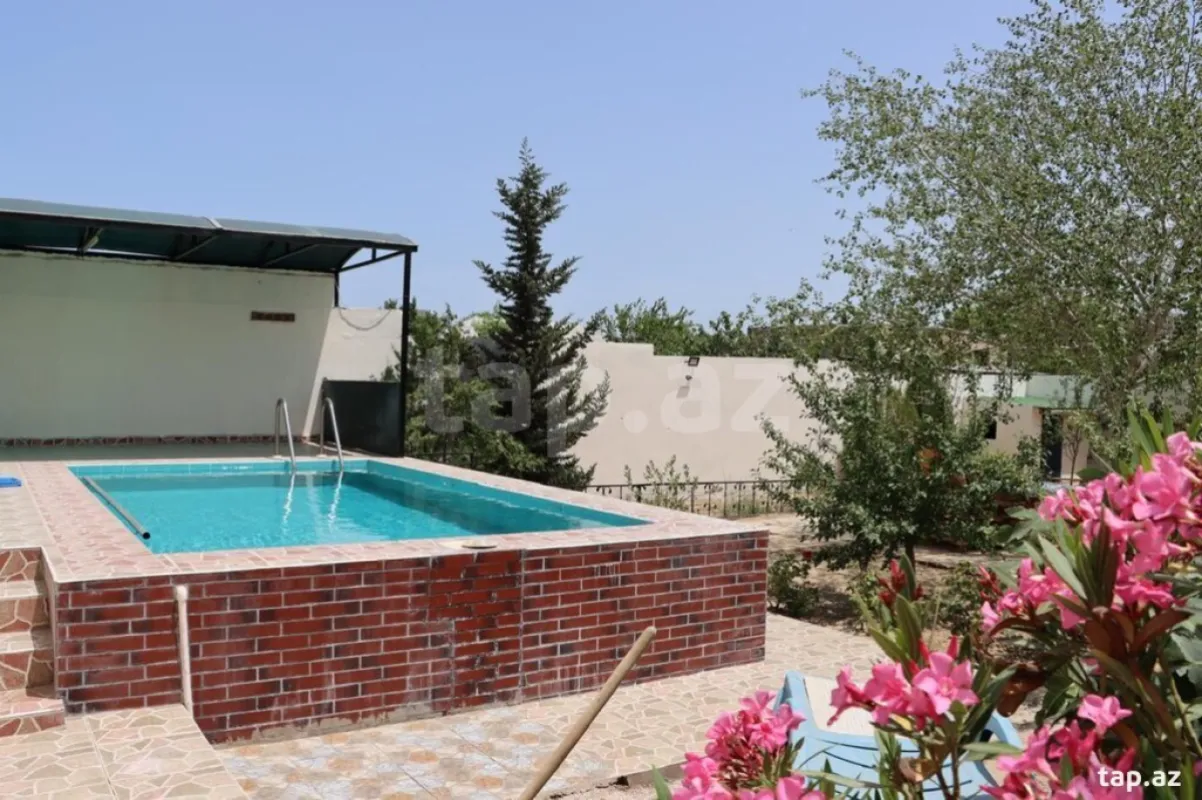 Kirayə verilir 3 otaqlı həyət evi 100 m²