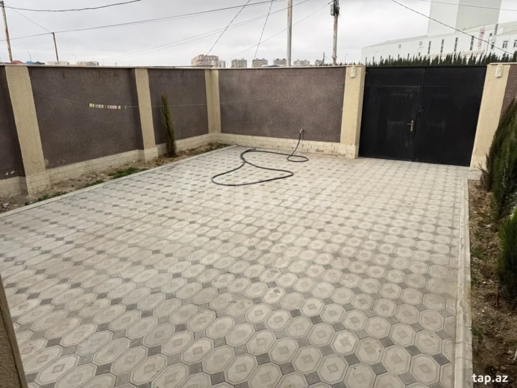 Satılır 3 otaqlı həyət evi