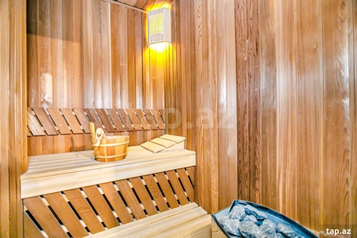 Kirayə verilir 4 otaqlı yeni tikili 200 m²