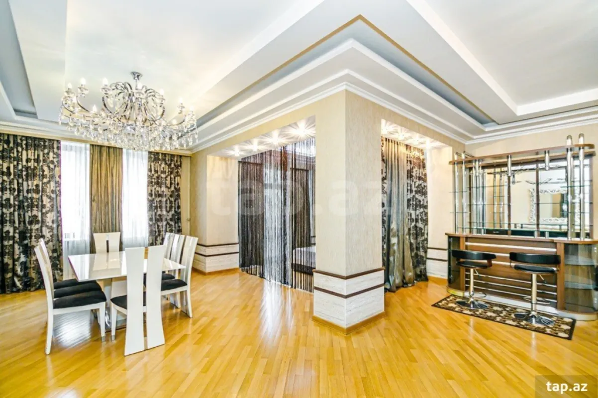 Kirayə verilir 4 otaqlı yeni tikili 200 m²