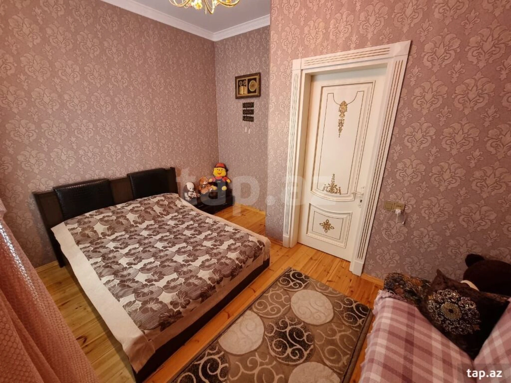 Satılır 7 otaqlı həyət evi