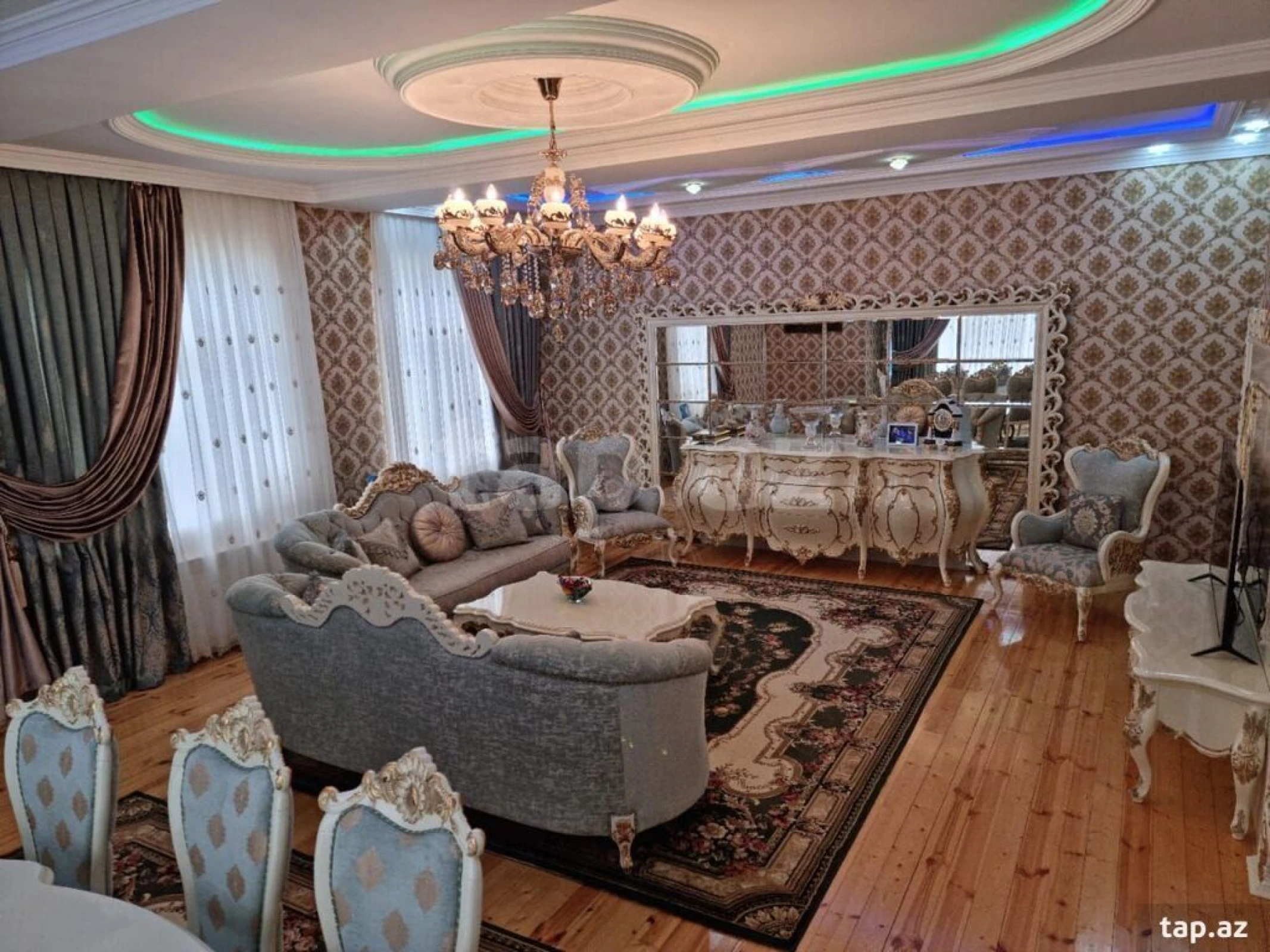 Satılır 7 otaqlı həyət evi